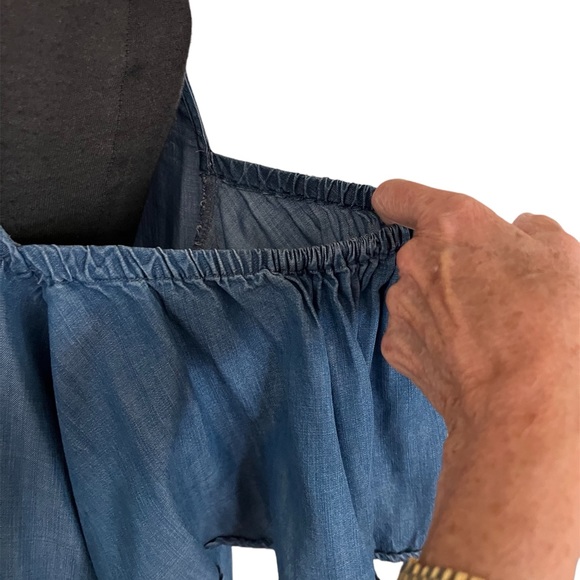 Cold shoulder denim - Picture 4 of 5